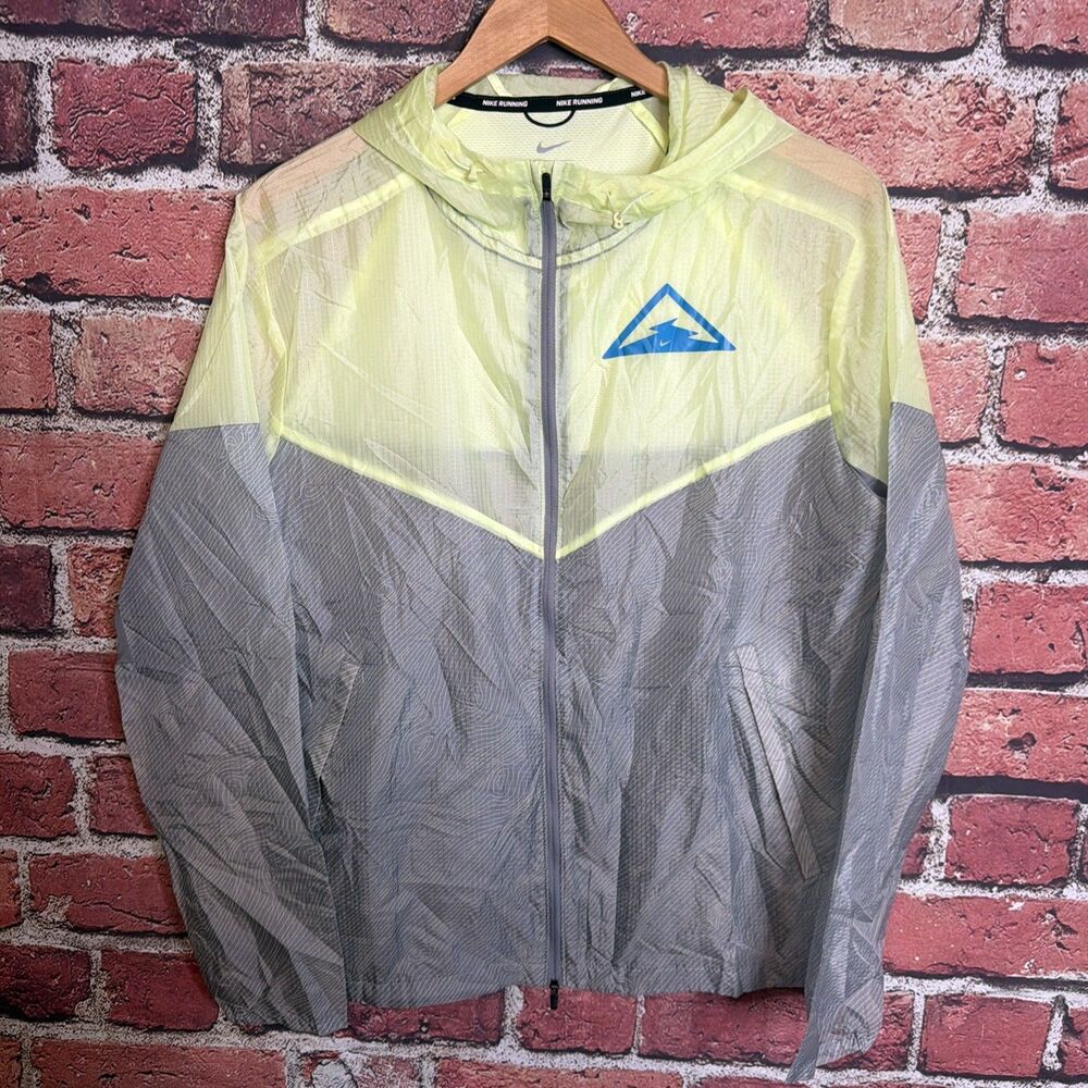 Nike Trail Windrunner Running Jacket Grey Hooded CQ7962 Men's Medium